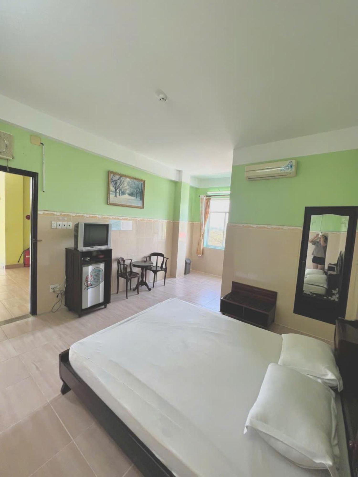 Phi Long 2 Hotel Thu Dau Mot Kültér fotó